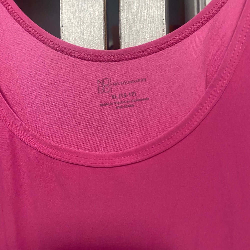 Tank top - Picture 2 of 3
